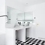 Residenz Begaswinkel 4* ברלין