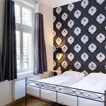 Residenz Begaswinkel 4* ברלין