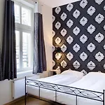 Residenz Begaswinkel 4* Berlin