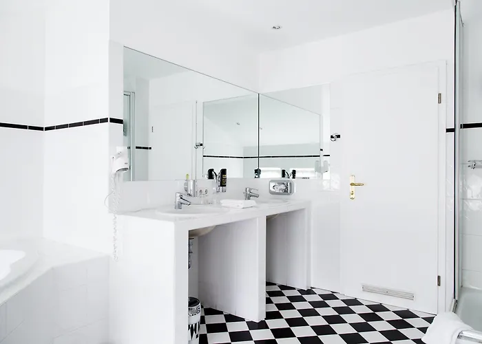 Residenz Begaswinkel 4* برلين