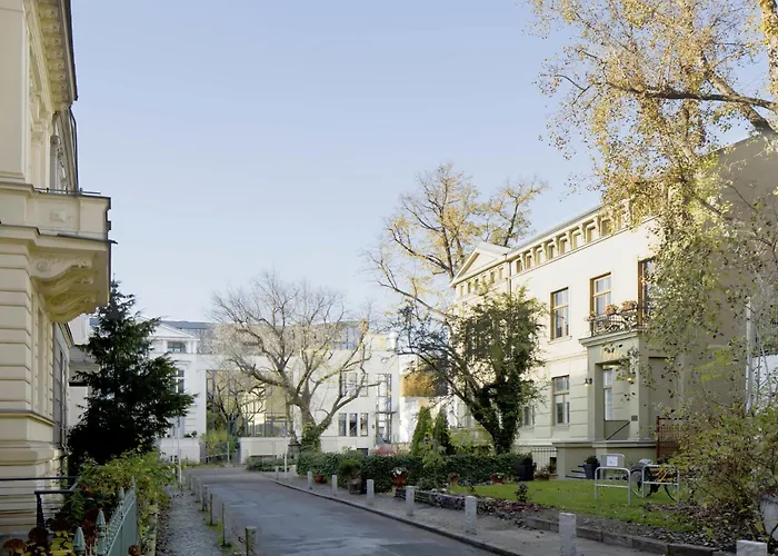 Residenz Begaswinkel 4* برلين