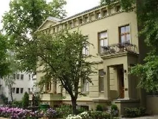 Residenz Begaswinkel 4* برلين